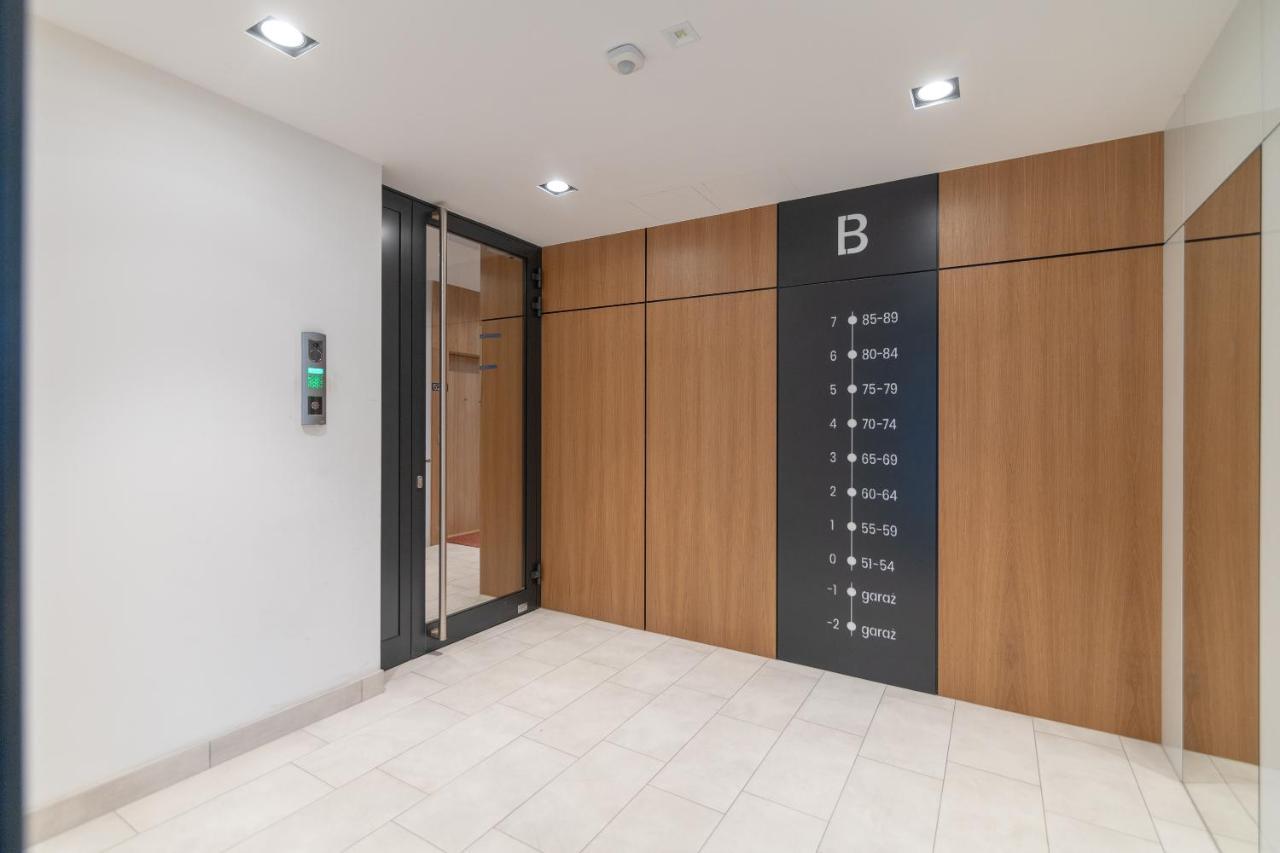 Warsaw Spire Stylish Apartament 외부 사진